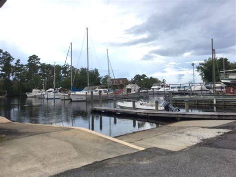 Cypress cove marina - Cypress Cove Marina We are located at the historic Cypress Cove Marina In Clermont, FL. It is an awesome location which not only offers Boat Rentals but has tiny home rentals, RV sites, the Cove Bar and a variety of food trucks. 
